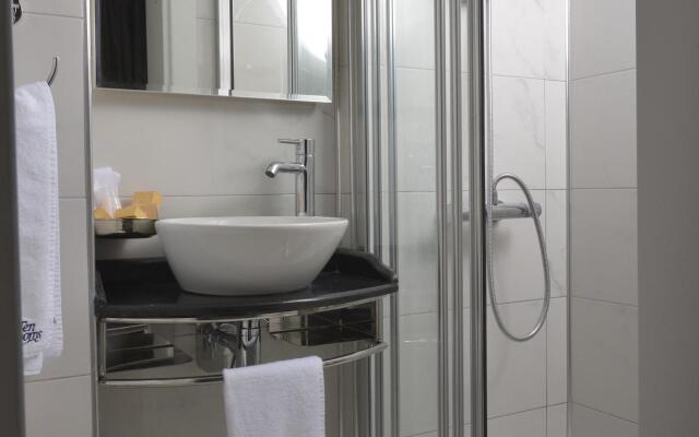 Ten Rooms Istanbul Hotel - Adults Only