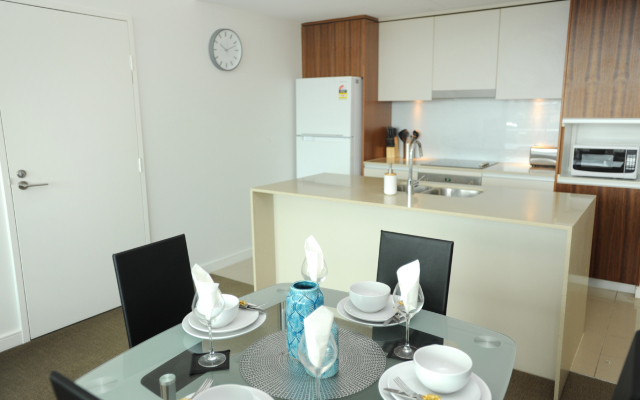 Modern Apartment with Resort Style Living Surfers Paradise