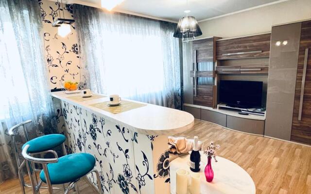 Na Mira Apartments