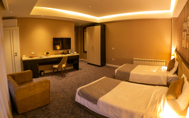 Отель Parkway Inn Hotel & Spa