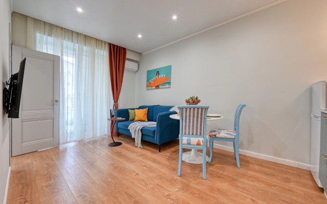 Квартира Уютная с Бассейном на Территории МореСолнцеАпарт