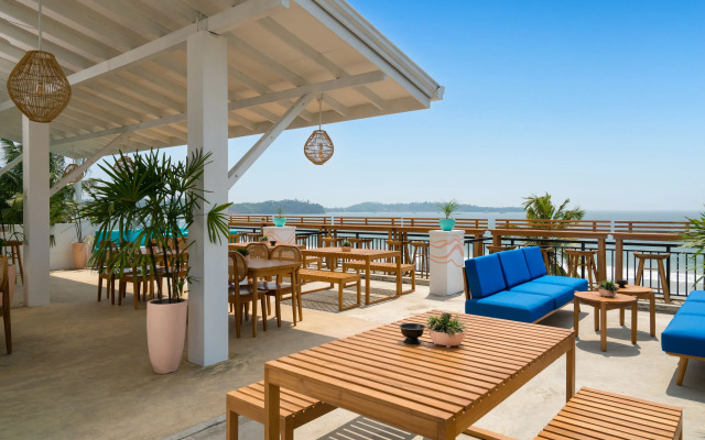 Outpost Weligama Beachfront Hotel