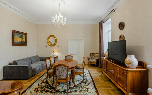 Апартаменты SpbStay Вознесенский 3/5