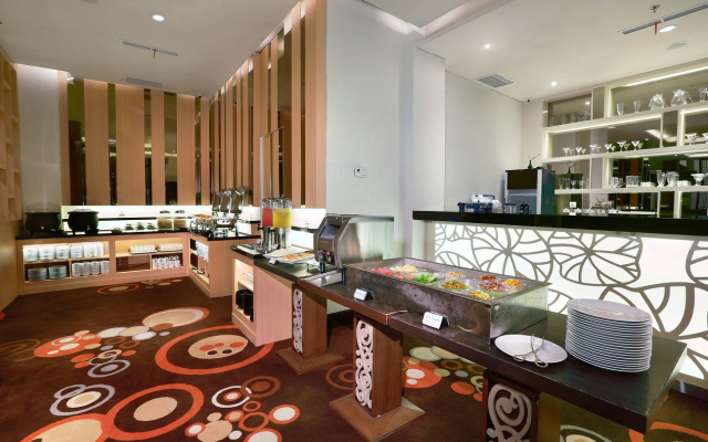 Neo+ Balikpapan Hotel