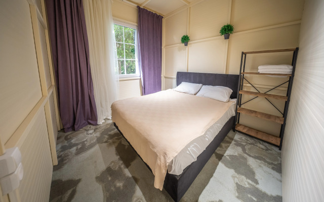 V Sadu 5 Km ot Morya Bungalow