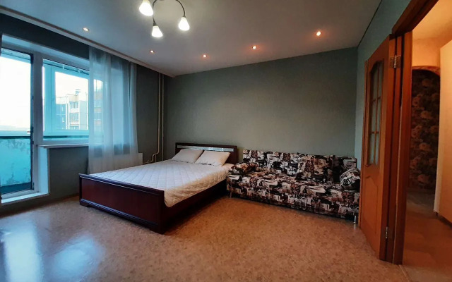 Na Shosse Metallurgov 24A Flat