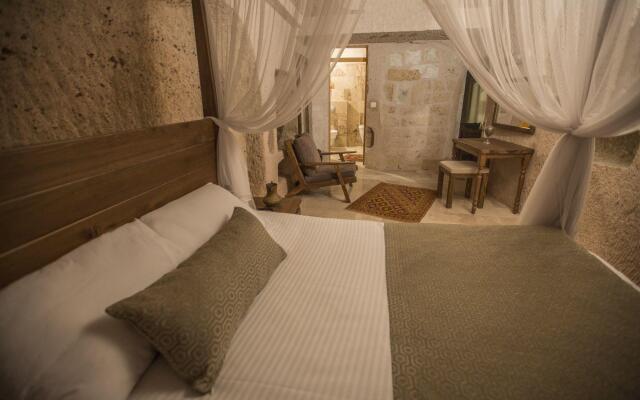 Helike Cave Suites
