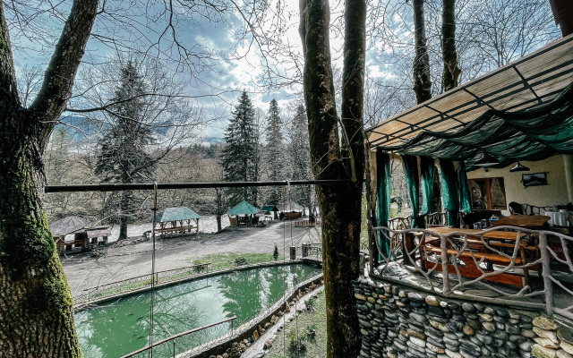 Отель Гостиничный комплекс Эдем