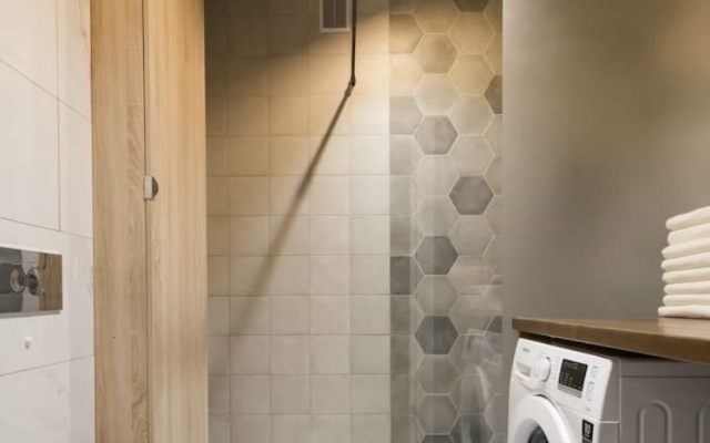 Апартаменты Loft Apartment в центре города