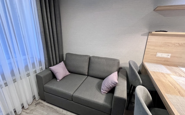 Yevrodvushka V Tsentre Ryadom S Naberezhnoy Flat