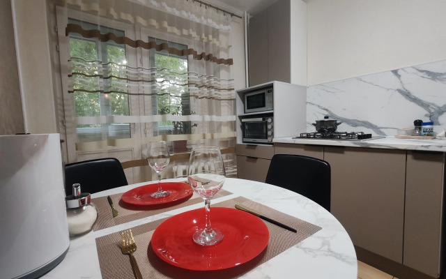 Апартаменты на Улице Колхозной 8