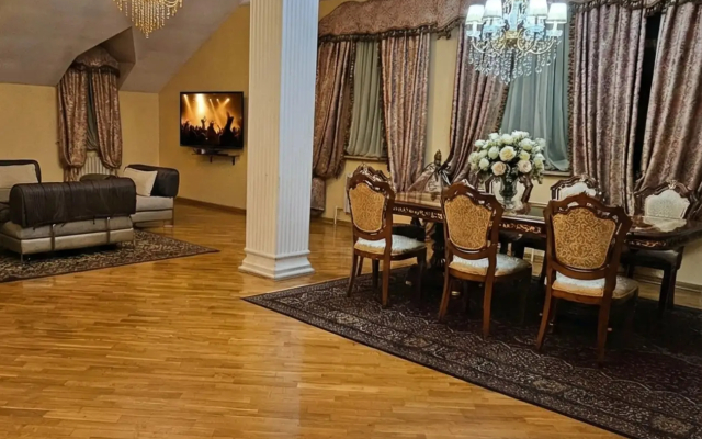 Отель Retro Palace