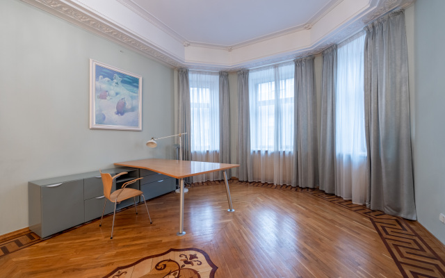 Mark Apart Petrogradsky Apartments