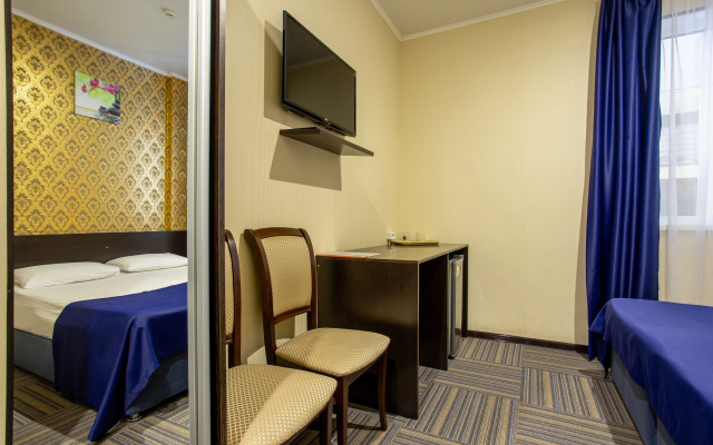 Golden Kids Hotel