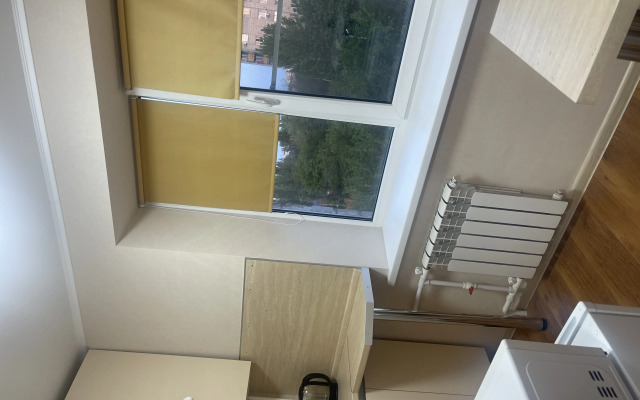 Odnushka Na Dvoikh Flat