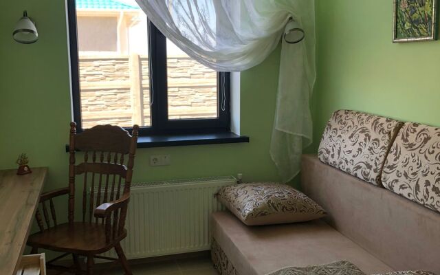 Mirabel Guest House