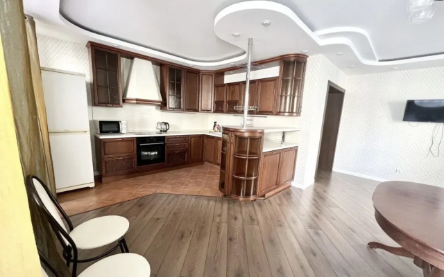 Апартаменты на Макарова