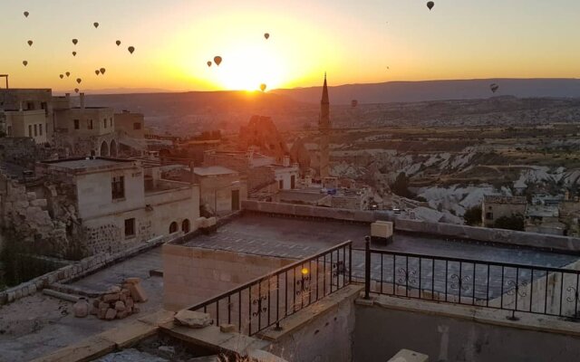 Отель Cronos Cappadocia Uchisar