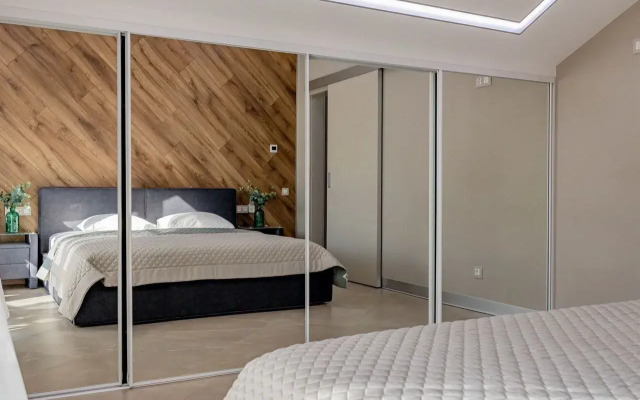 Квартира двуxкомнатная пpемиум клacс в районе Толстый Mыc