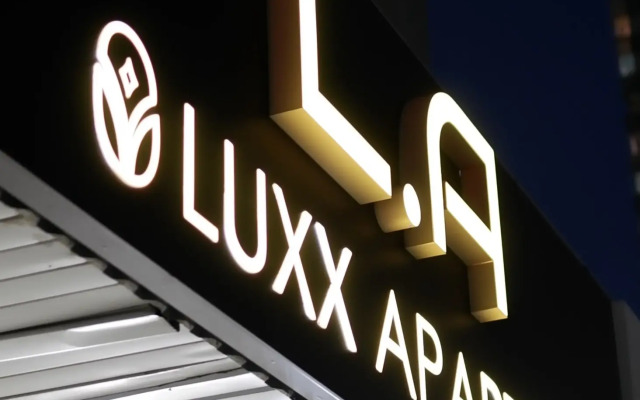 Luxx Aparts Hostel