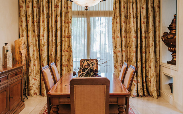 Luxury King Villa Apartments
