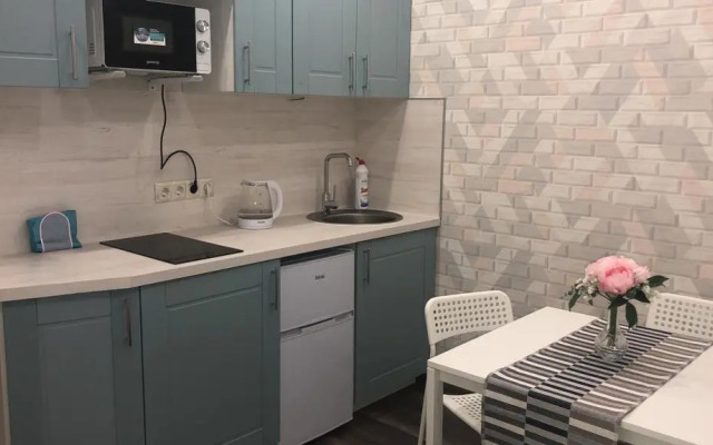 Lyuks U Stantsii Perlovskaya Flat