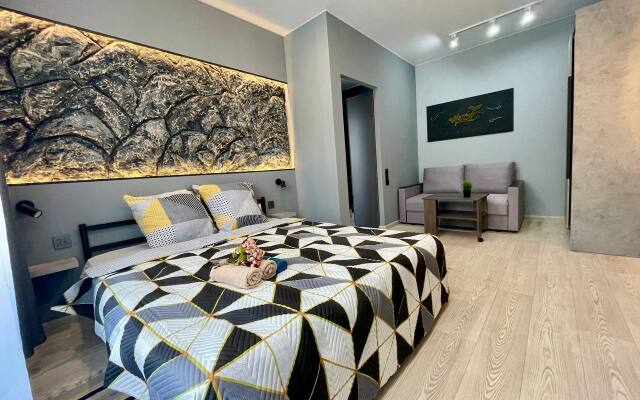 Апартаменты в стиле Космос напротив Московской площади