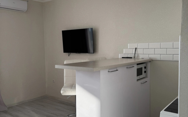 Uyutnaya Studiya S Velikolepnymi Zakatami Flat