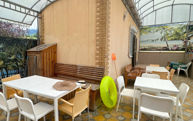 Barkhatny Sezon Guest House