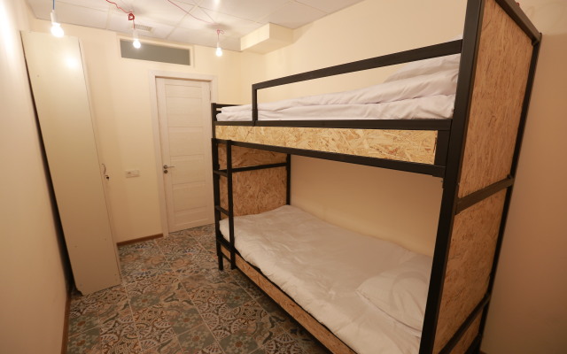Midtown Hostel