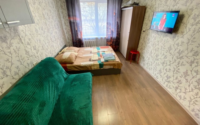 Kalininets 240 Flat