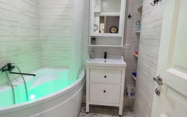 Апартаменты с Балконом и Видом на Город на Ленина 59Р