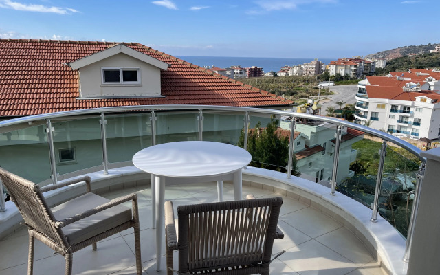 Dzen s Vidom na More Apartments