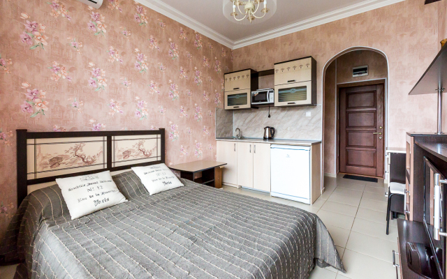 Svetlana-Tsentr s vidom na more i vostok Apartaments