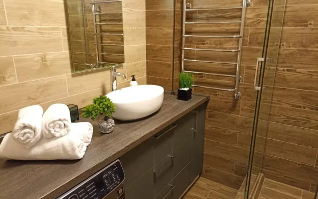Loft seti «Vse v gosti» na ul.10 Avgusta 85 na 17 etazhe Apartment