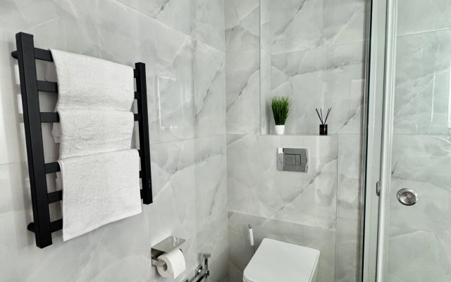 Квартира Стильная в Курортном Парке