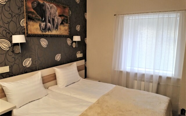 Mudryij Filin Hotel