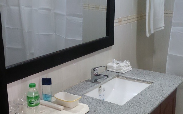 Venezia Suites Hotel