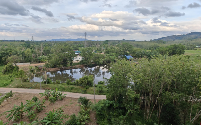 AuroraThai Apartments