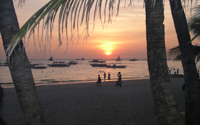 Reef Retreat Boracay Hotel