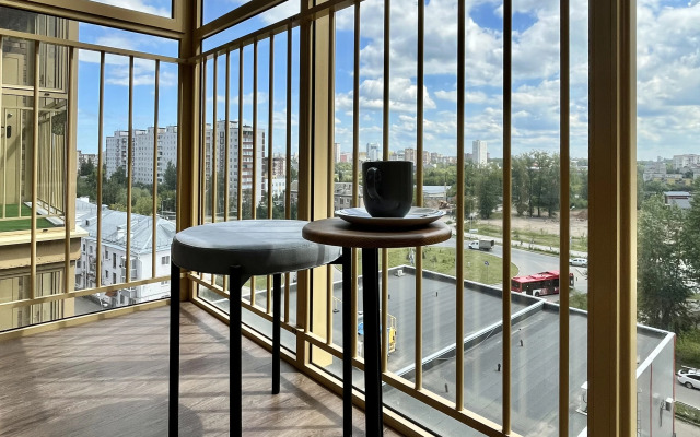 Biryuzovaya Studiya V Serdtse Goroda Permi Flat