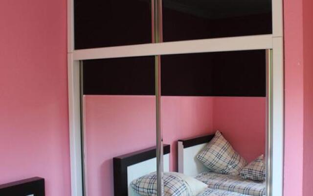 Mazeri Guest House