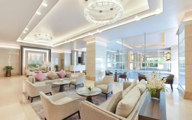 Отель Centre Point Hotel Sukhumvit 10