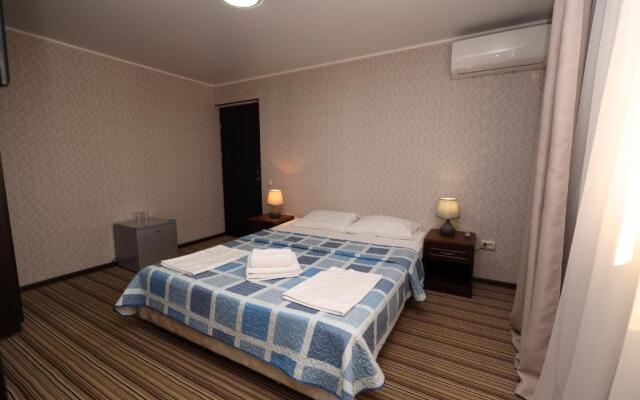 Capri Hotel