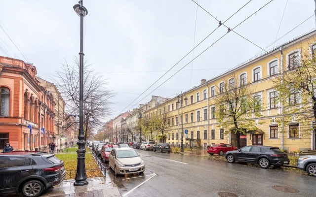 Atmosfernaya Studiya U Tavricheskogo Flat