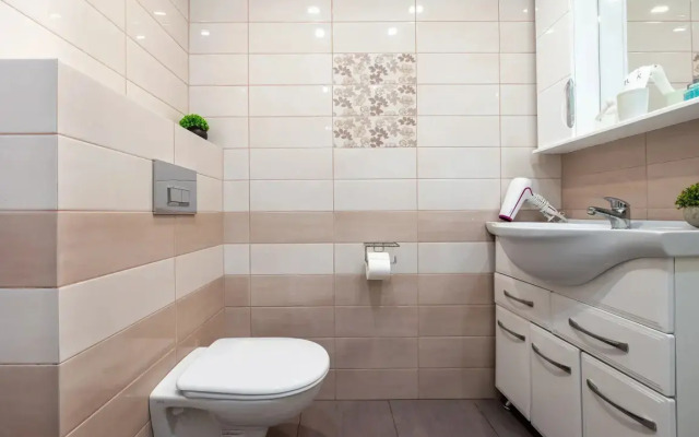 Red Apartments Mandarin Lichi Apartments