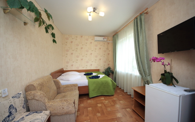 Mariya Guest House