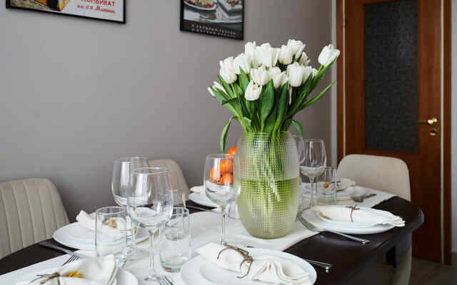Gm U Patriarshikh Prudov Apartments