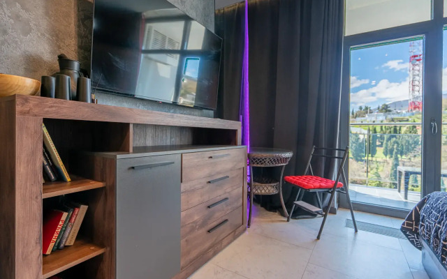 LS-Black Strong S bokovym vidom na more Apartments