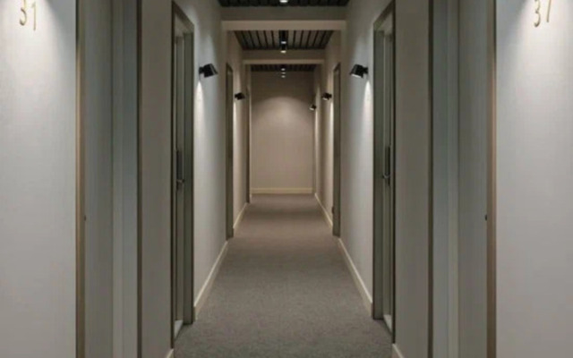 Karelinn Hotel